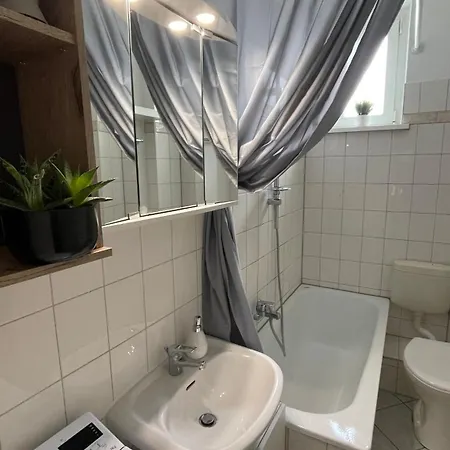 Charmante In Der Suedvorstadt לייפציג